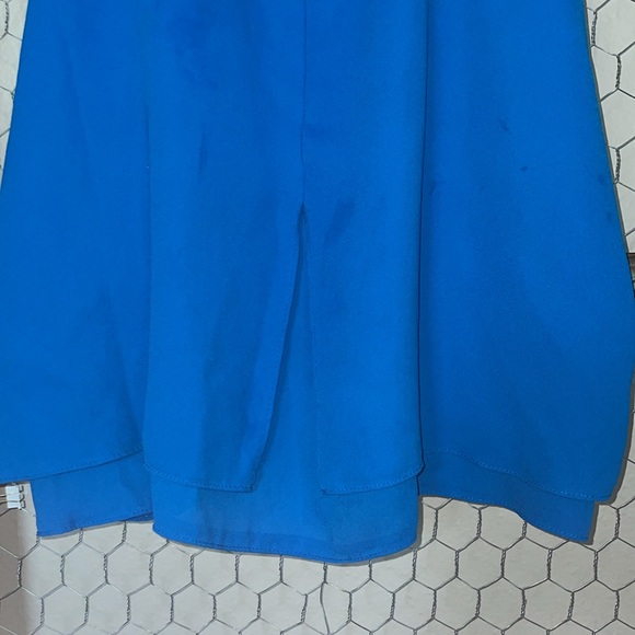 Blue Polyester Spaghetti Strap H-back Shell Top. Size Small. - Picture 2 of 5